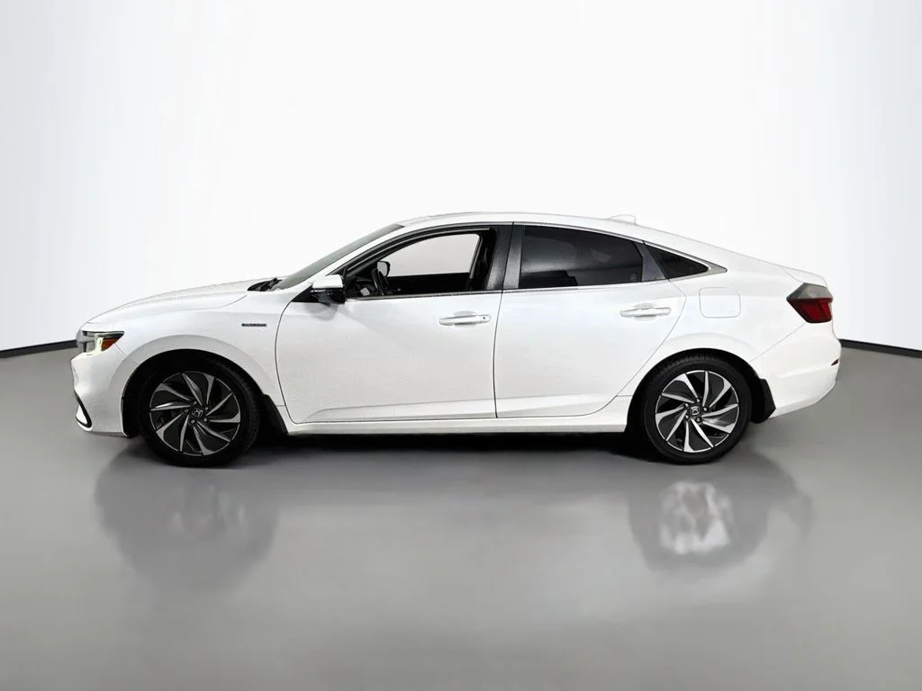 Used 2019 White Orchid Pearl Honda Touring image 10