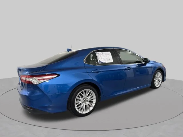 Used 2019 Blue Toyota XLE image 12