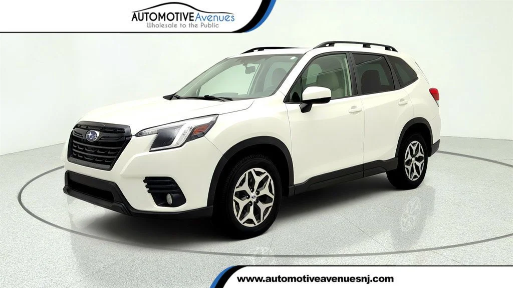 Used 2022 Crystal White Pearl Subaru Premium CVT w/ Blind Spot Detection & Power Rear Gate image 1