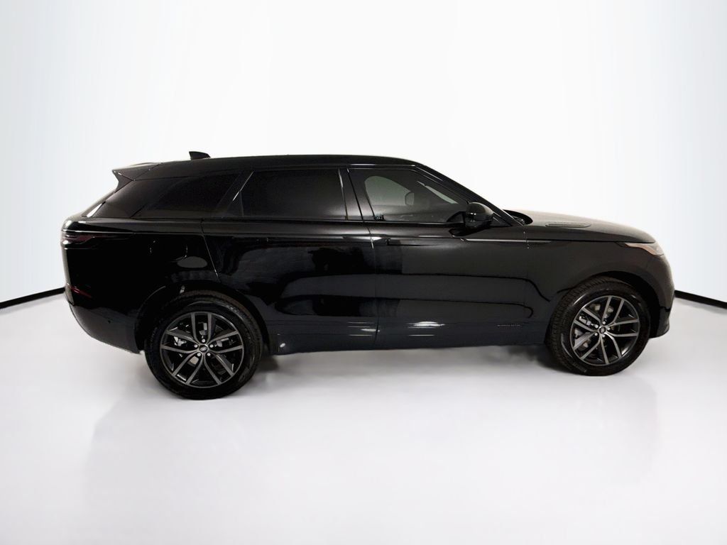 New 2026 Santorini Black Land Rover P250 Base image 4