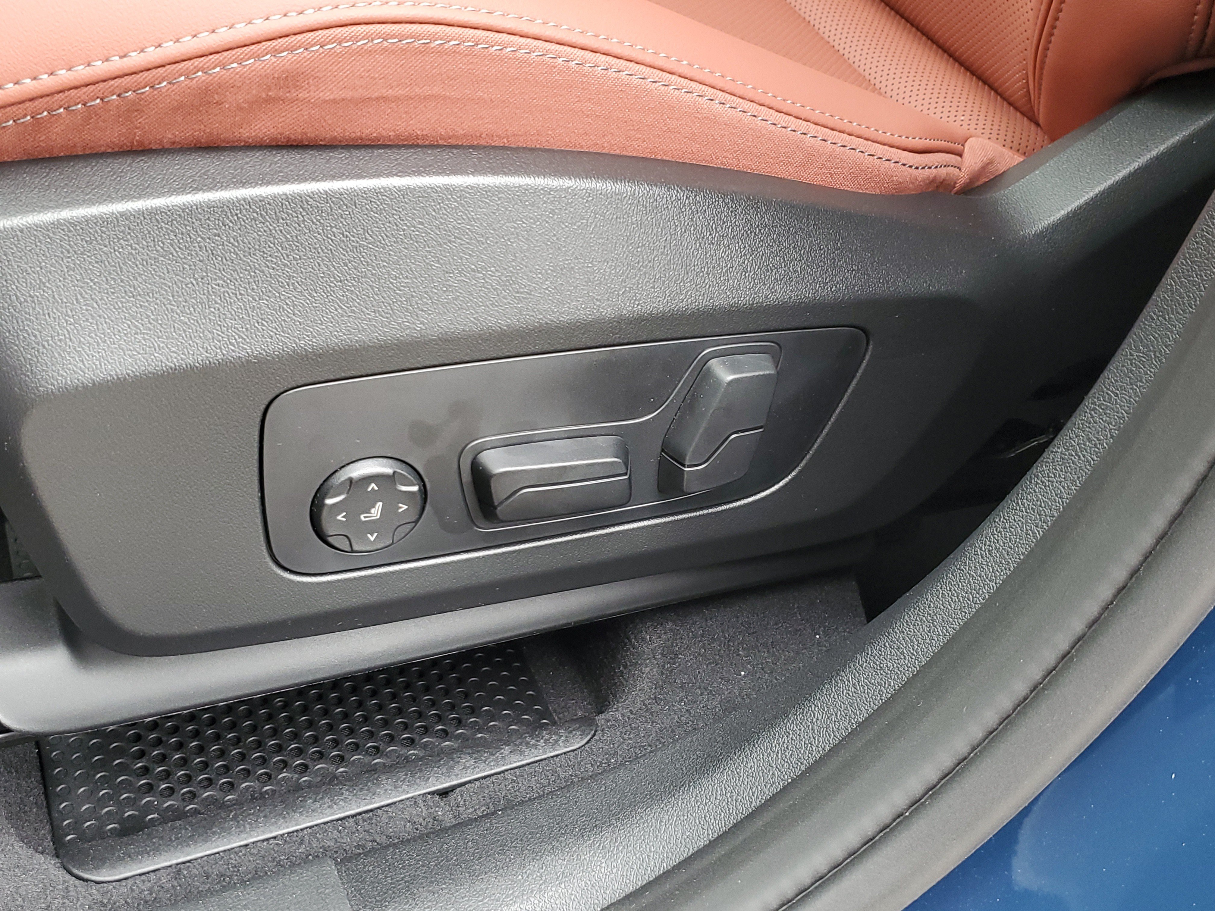 New 2026 Night Dusk Blue Metallic BMW xDrive28i image 19