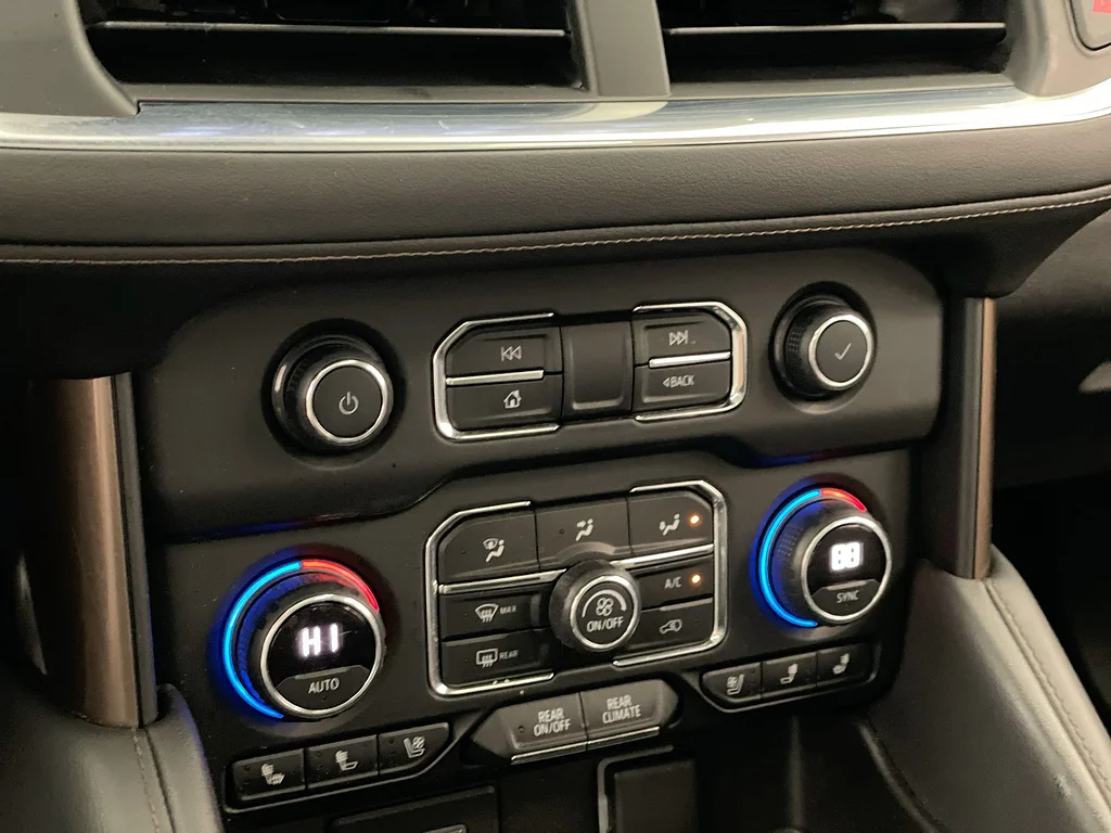 Used 2021 Satin Steel Metallic Chevrolet High Country image 18
