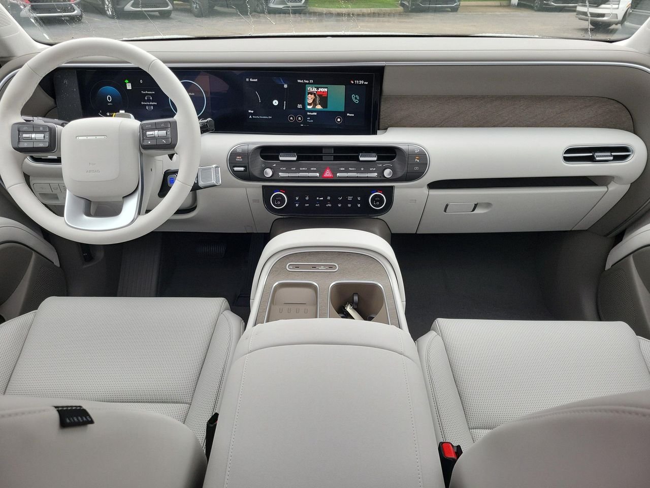 New 2027 Creamy White Pearl Hyundai SEL Premium AWD image 9