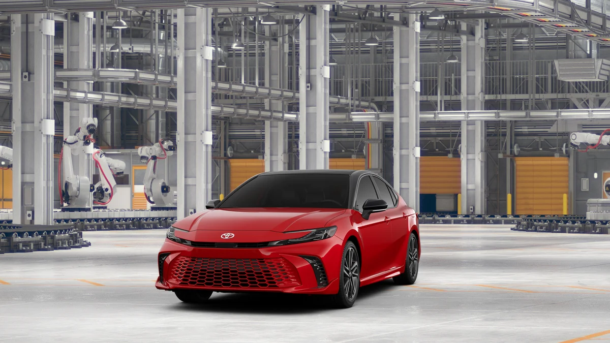 New 2026 Supersonic Red with Midnight Black Metallic roof Toyota XSE image 18