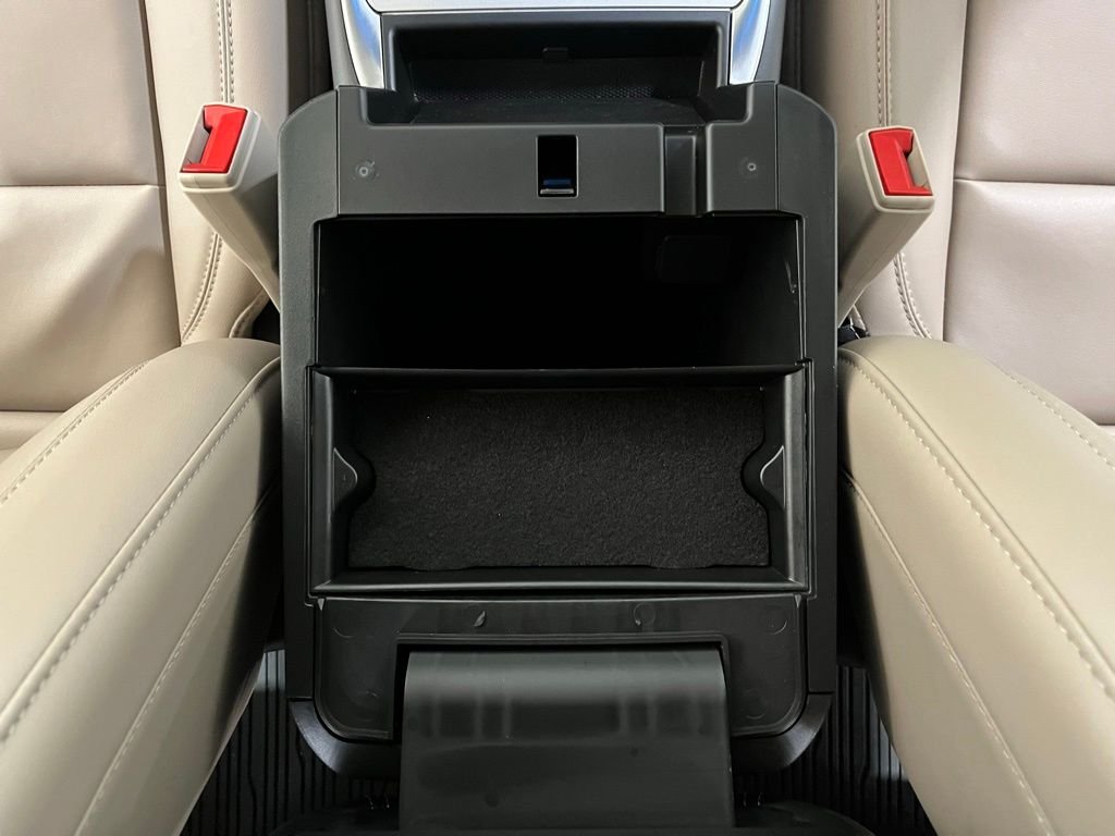 Used 2023 Black Ford XLT image 24