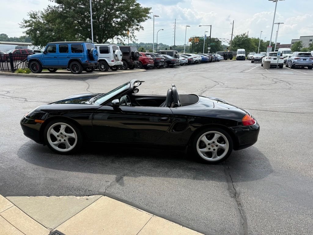 Used 1999  Porsche Base image 7