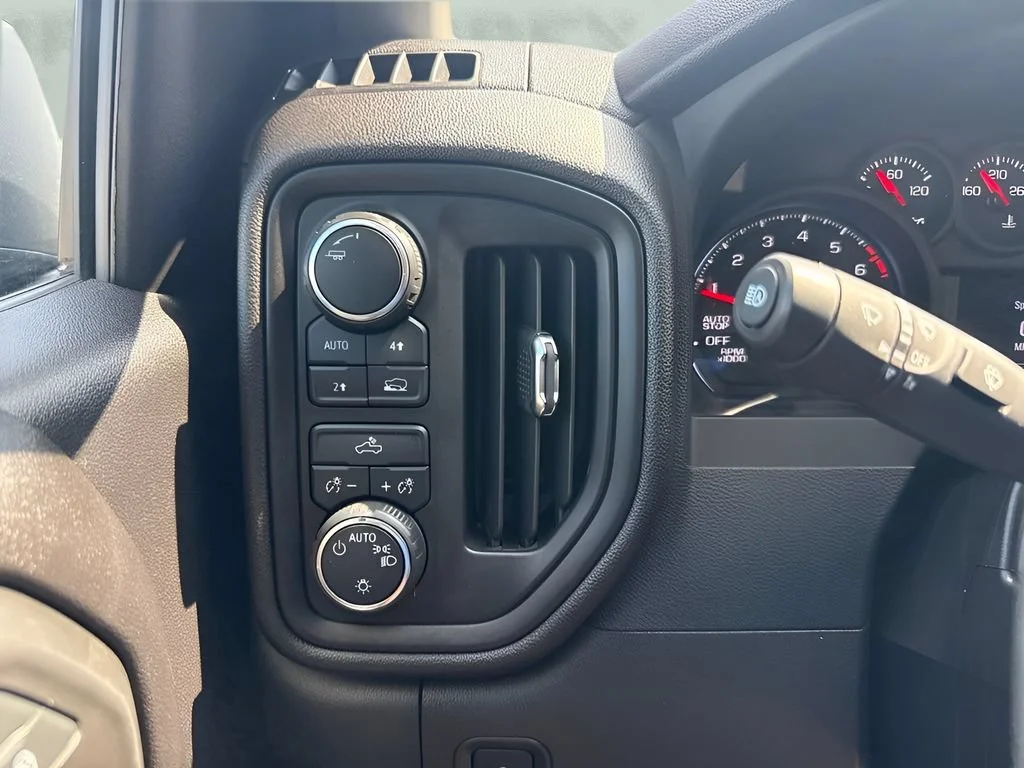 Used 2024 Black Chevrolet Custom image 18