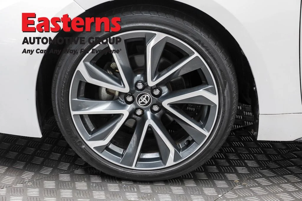Used 2022 White Toyota SE image 30