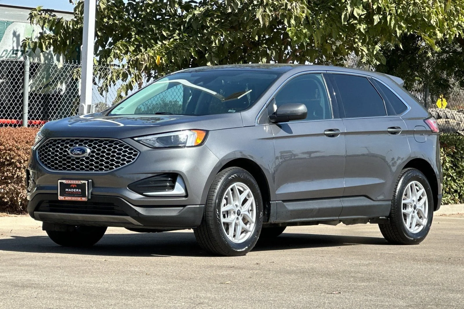 Used 2024 Gray Ford SEL image 8