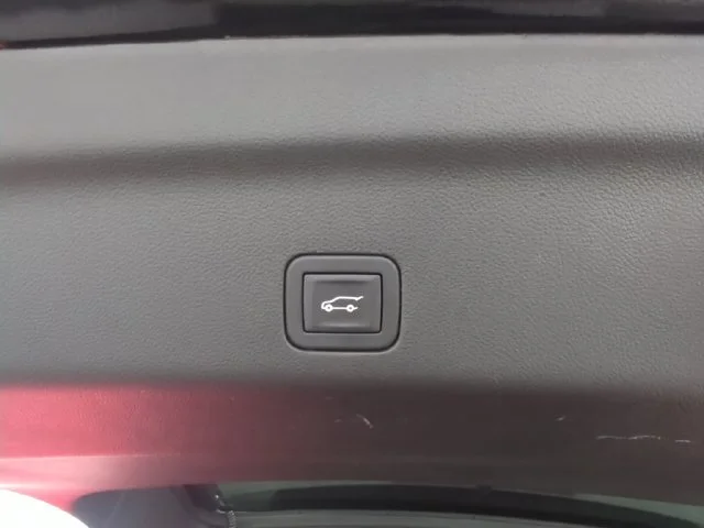 Used 2026  Cadillac Luxury image 43
