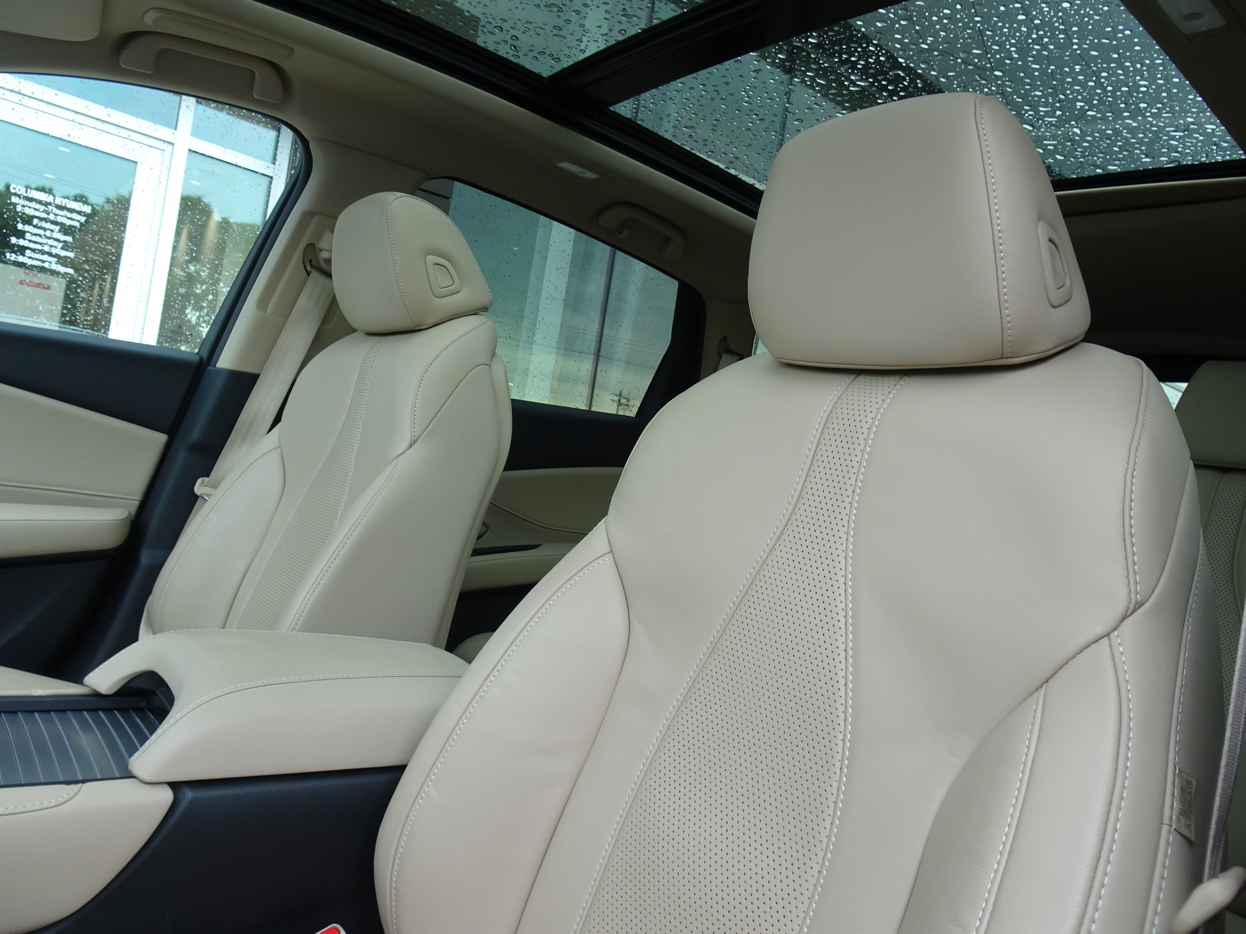 Used 2024 Platinum White Pearl Acura w/Technology Package image 10