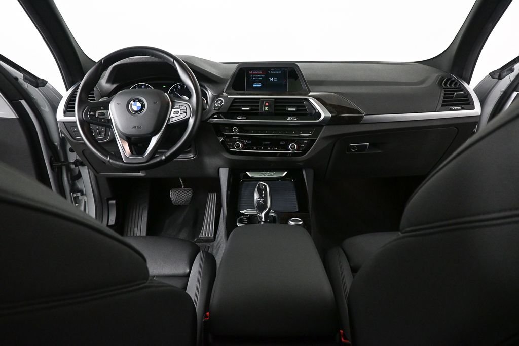 Used 2019 Silver BMW sDrive30i image 15