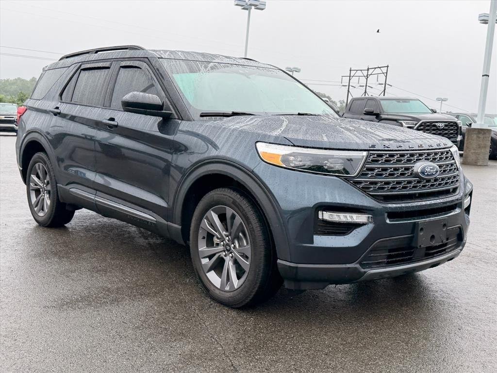 Used 2024 Stone Blue Ford XLT image 7
