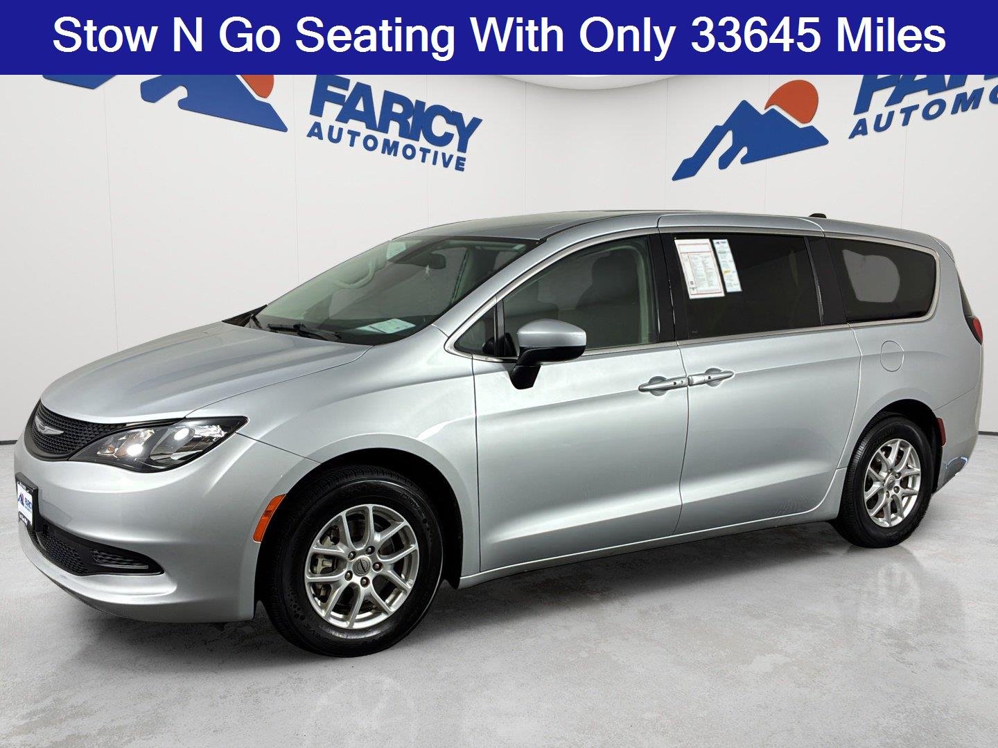 2023 Chrysler Voyager