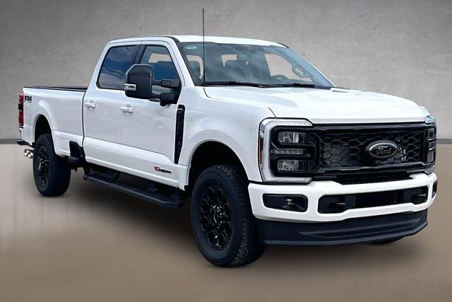 New 2026 Star White Metallic Tri-Coat Ford Lariat image 2
