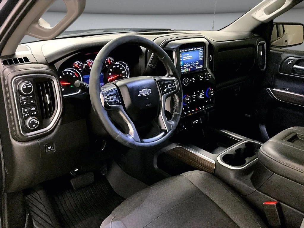 Used 2020 Gray Chevrolet LT Trail Boss image 18