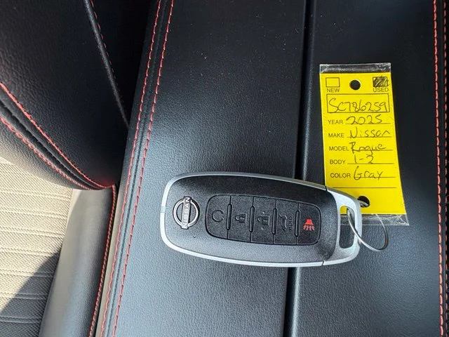 Used 2025 Gray Nissan Rock Creek image 19