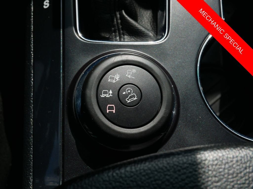 Used 2016 Gray Ford Limited image 26