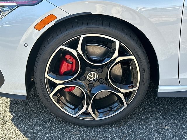 New 2026 White Volkswagen Autobahn image 11