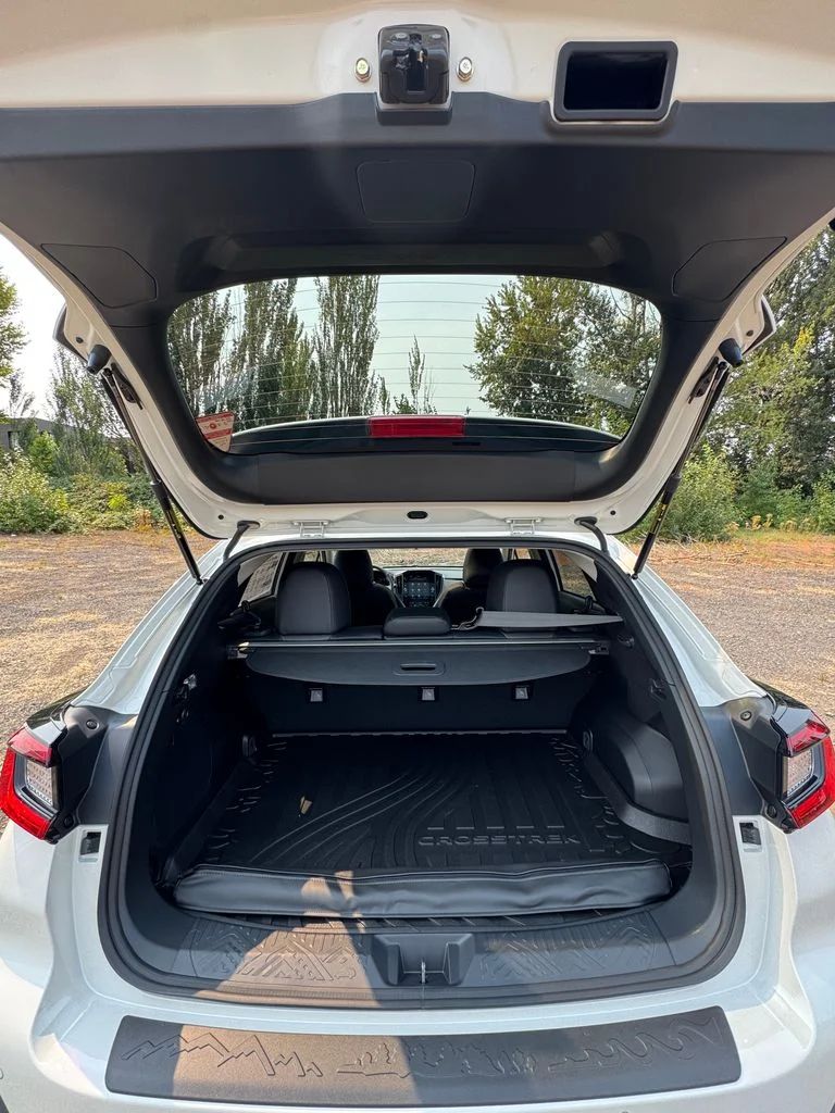 New 2026 CRYSTAL WHITE PEARL Subaru Limited Hybrid image 23