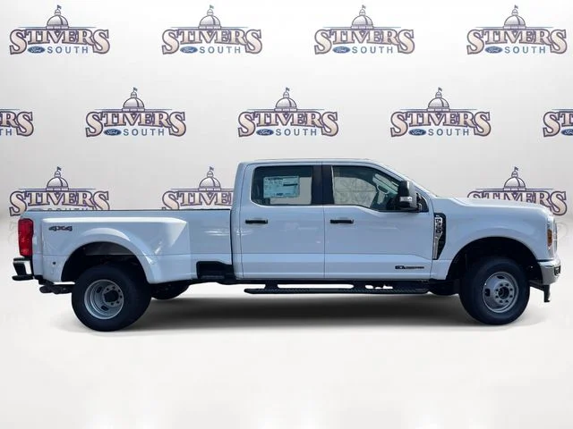 New 2026 White Ford XL image 2