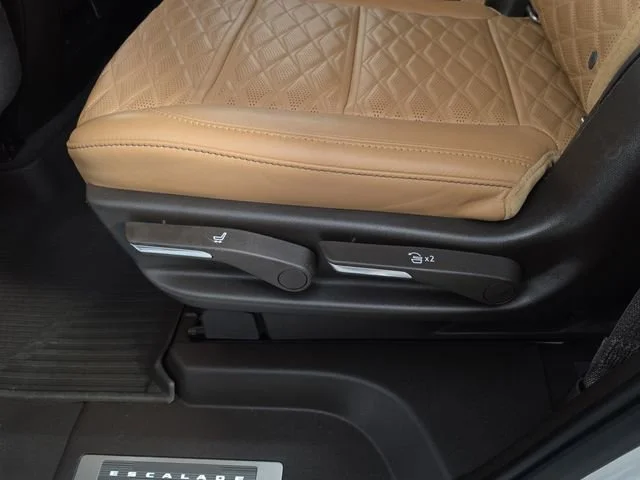 Used 2021 White Cadillac Premium Luxury image 20