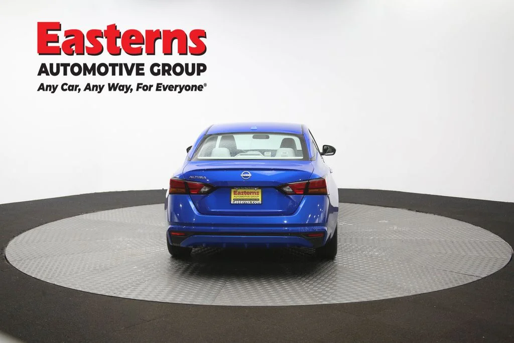 Used 2025 Blue Nissan 2.5 SV image 36