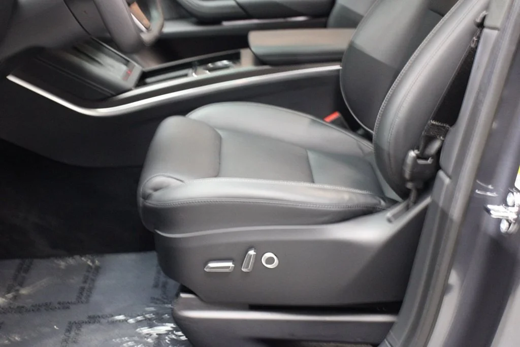 Used 2022 Solid Black Tesla Plaid image 13