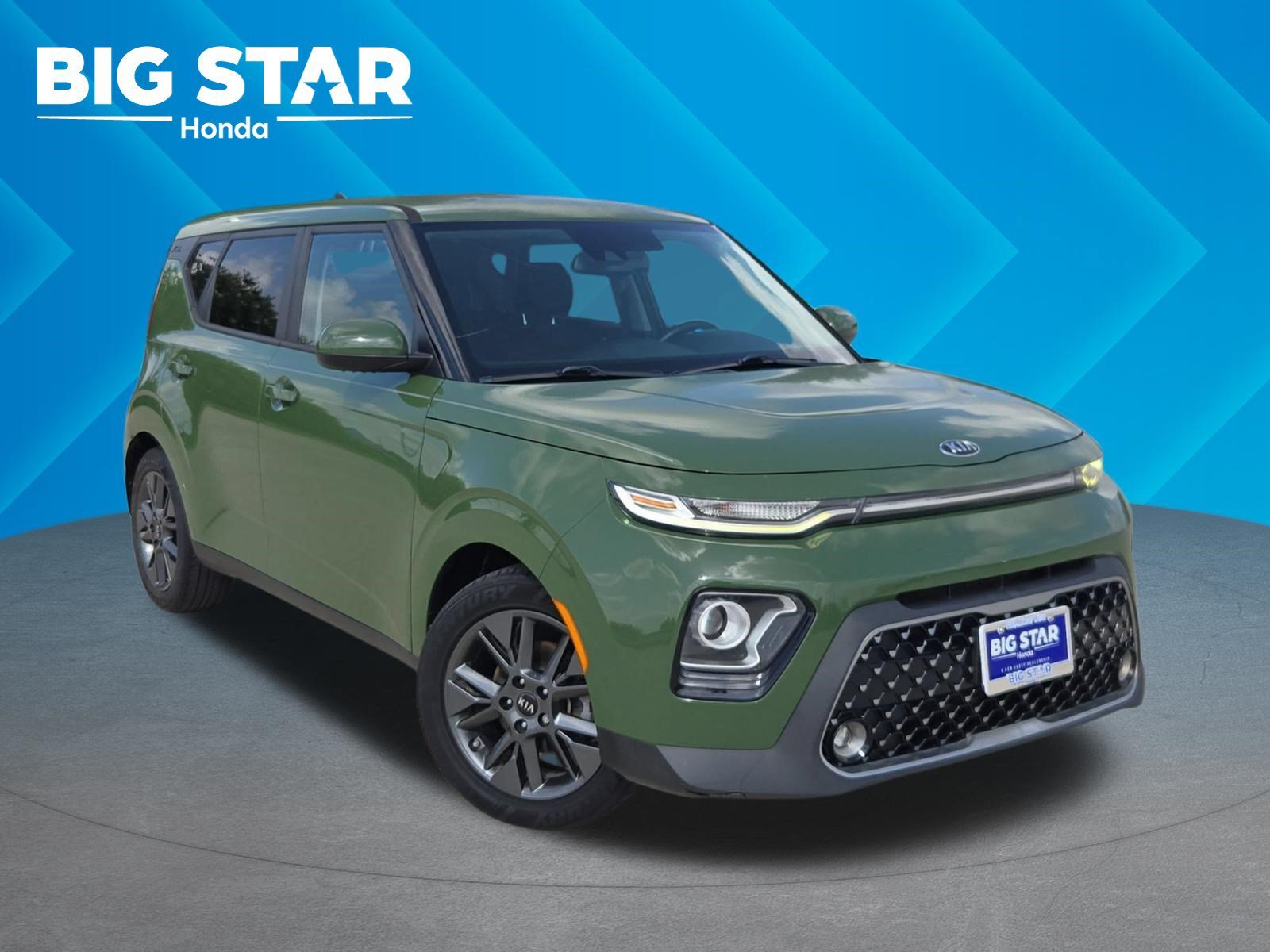 Used 2020 Undercover Green Kia EX image 1