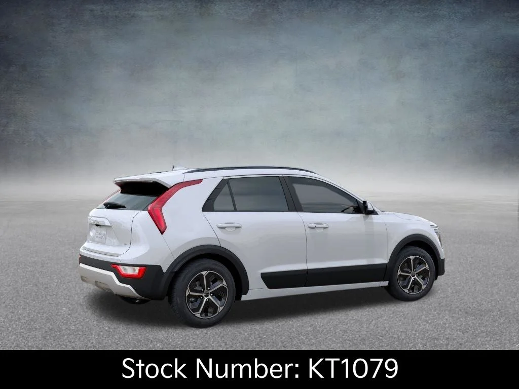 New 2026 Snow White Pearl Kia EX image 6