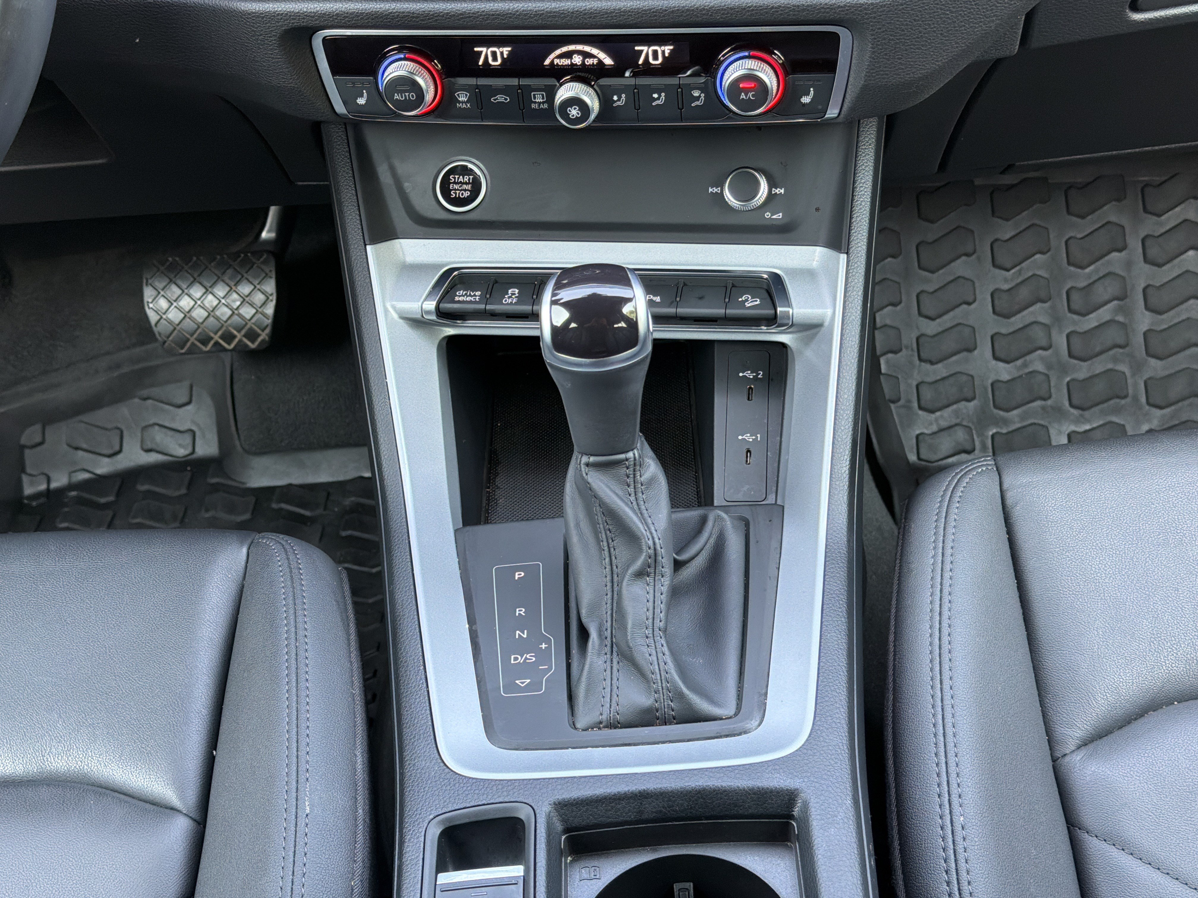 Used 2022 Glacier White Metallic Audi S line Premium image 6