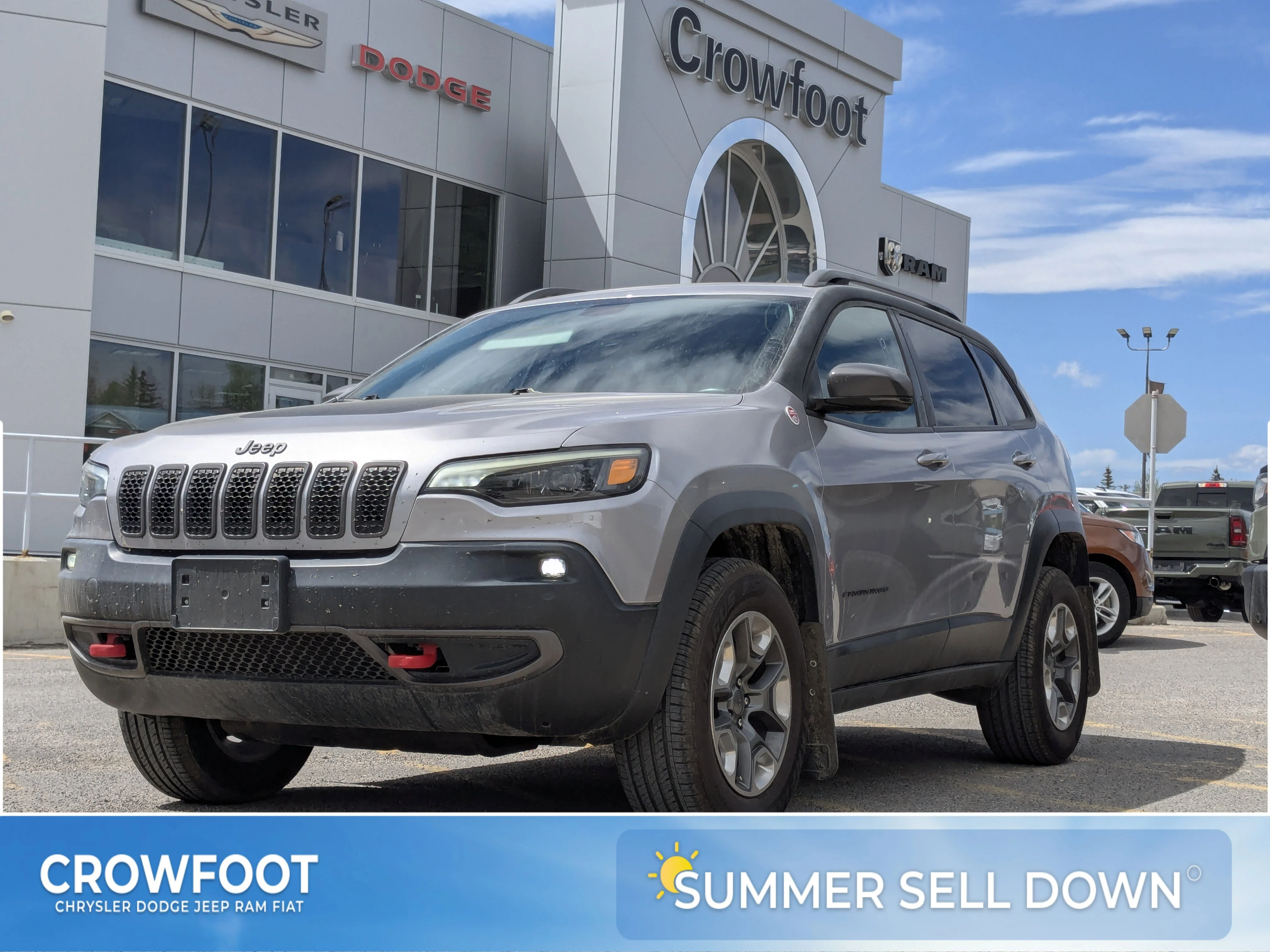 Used 2019 Grey Jeep Trailhawk Elite - Nappa Leather - Command View Sunroof - Trailer Tow - Heated & Cooled Seats image 1