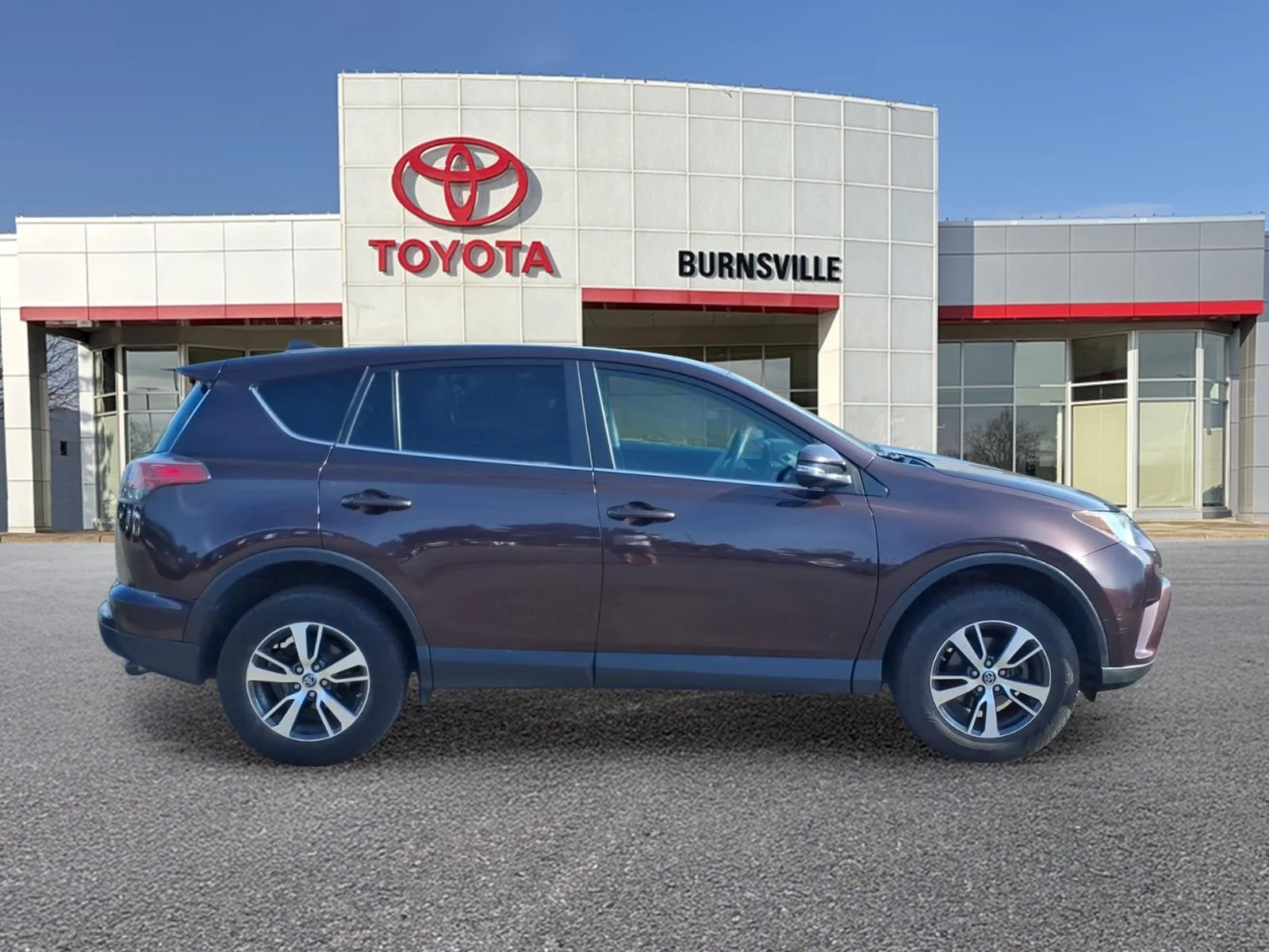 Used 2018 Black Toyota XLE image 2