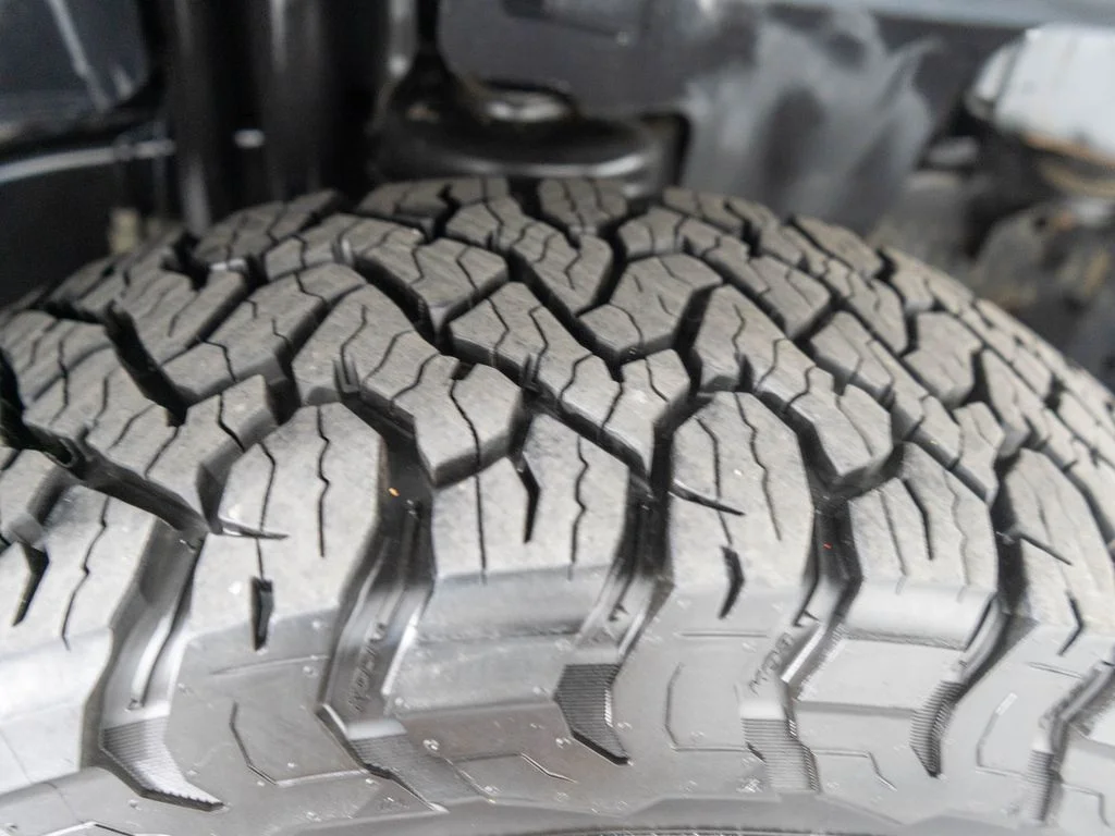 Used 2017 Silver Jeep Unlimited Sport image 32