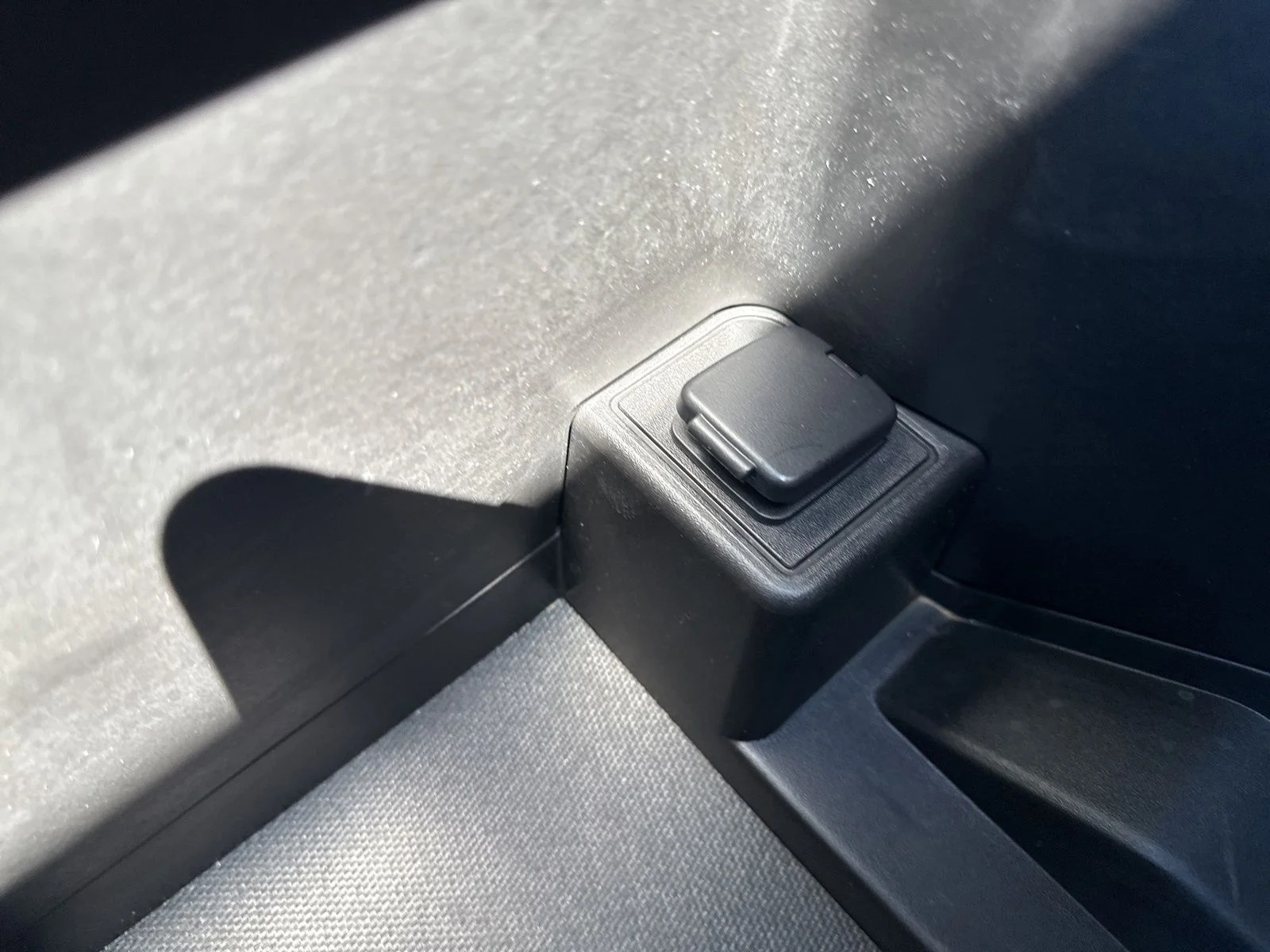 Used 2020 Black Ford Platinum image 78