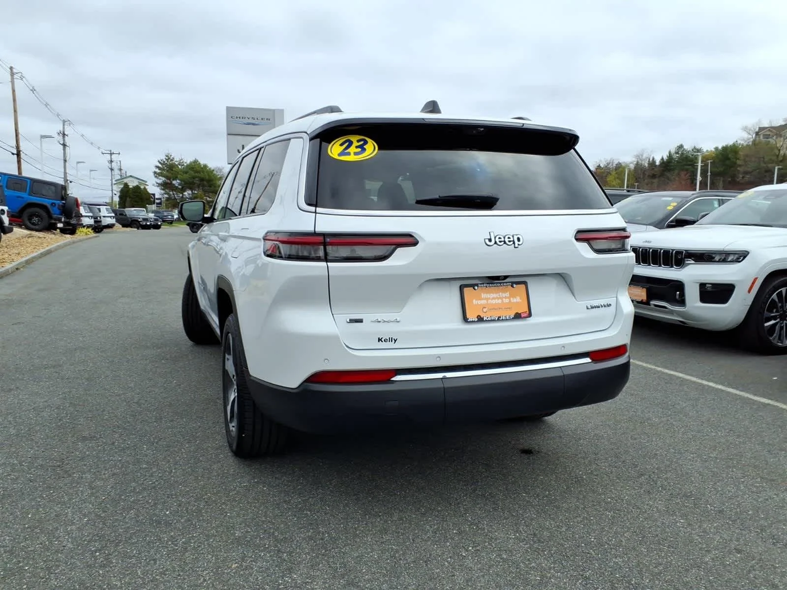 Certified Used 2023 Bright White Clearcoat Jeep Limited image 9