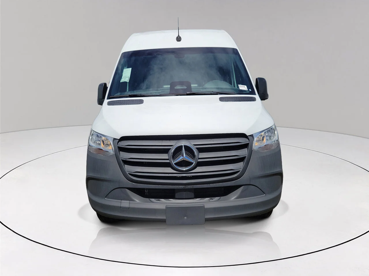 New 2025 Arctic+White Mercedes-Benz Cargo 144 WB image 2