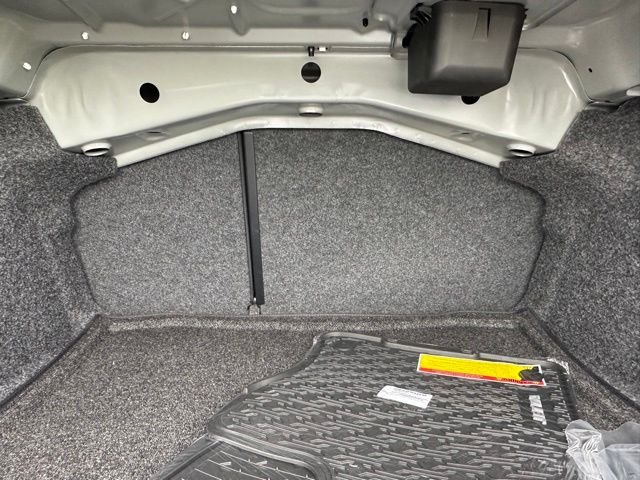 New 2026 Platinum Gray Metallic Volkswagen 1.5T SE image 18