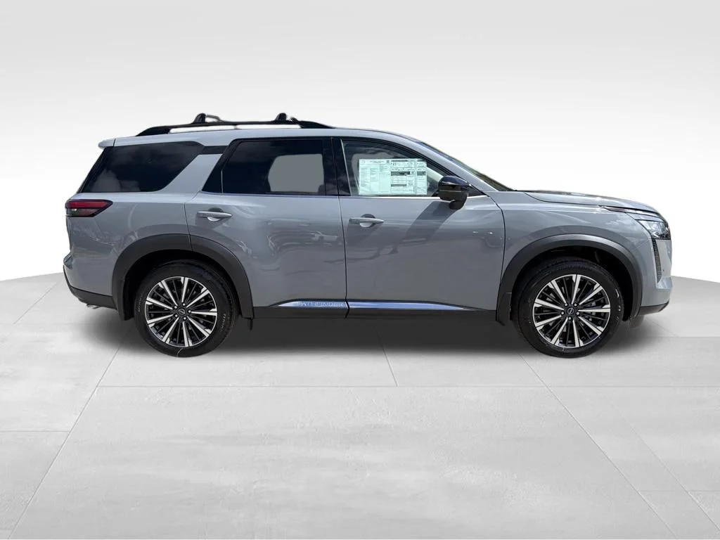 New 2026 Boulder Gray Pearl Nissan Platinum image 9
