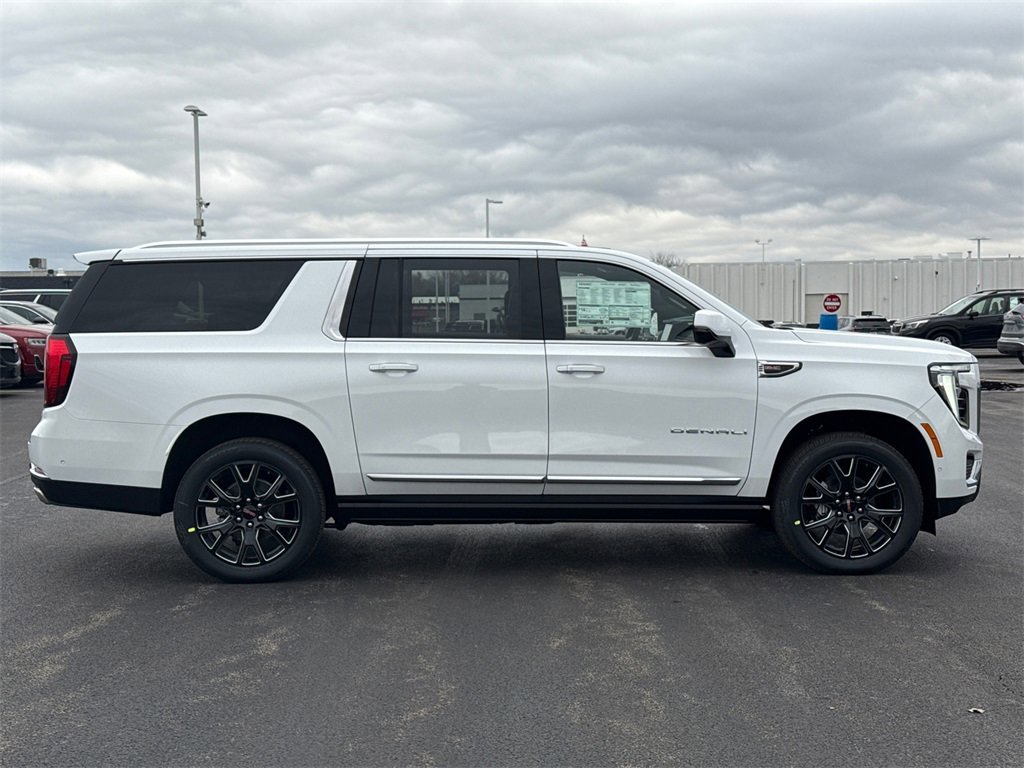 2026 GMC YUKON XL - Image 8