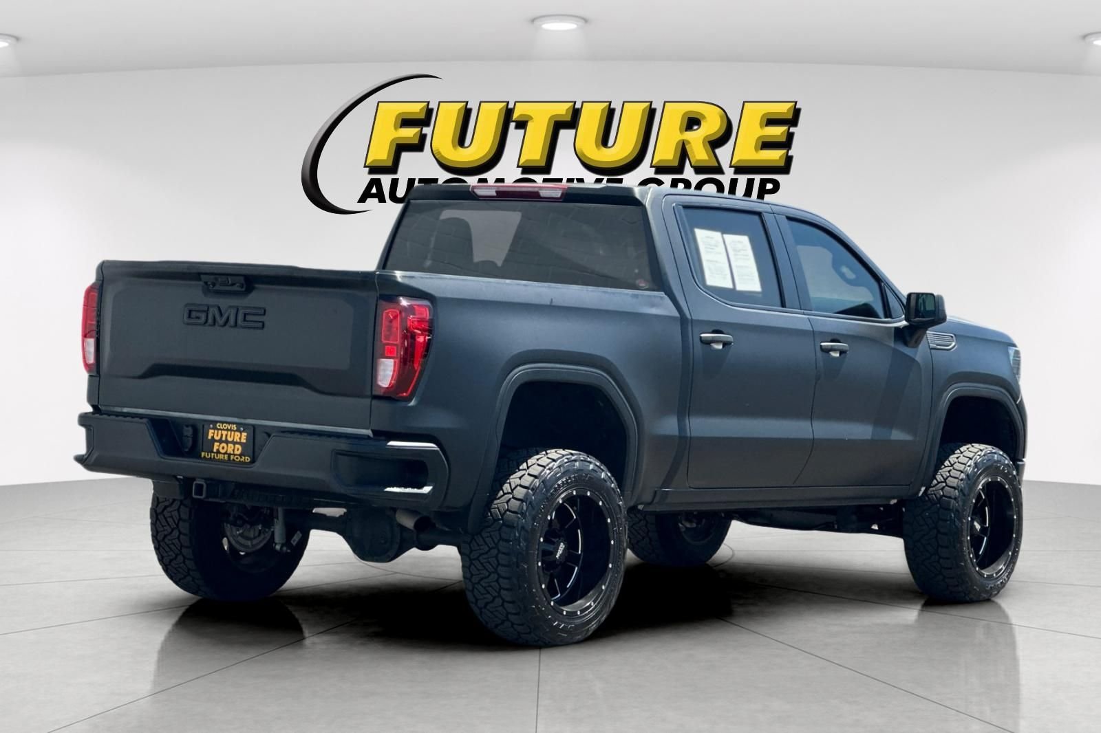 Used 2024 White GMC Pro image 3