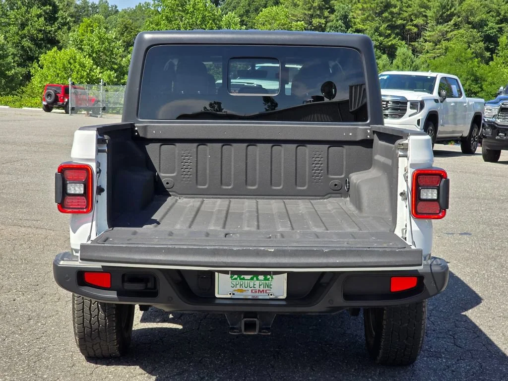 2020 Jeep Gladiator Overland - Photo 12