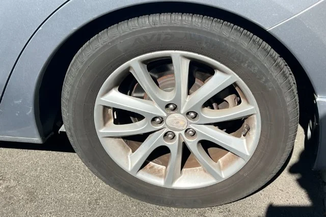 Used 2014 Silver Subaru 2.0i Premium image 4