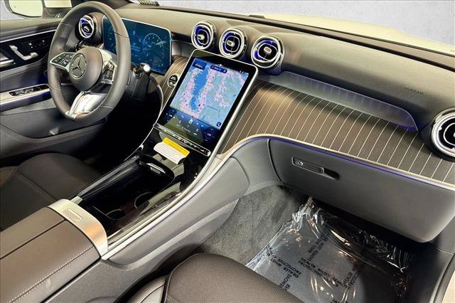 New 2026 Polar White Mercedes-Benz GLC 300 image 57