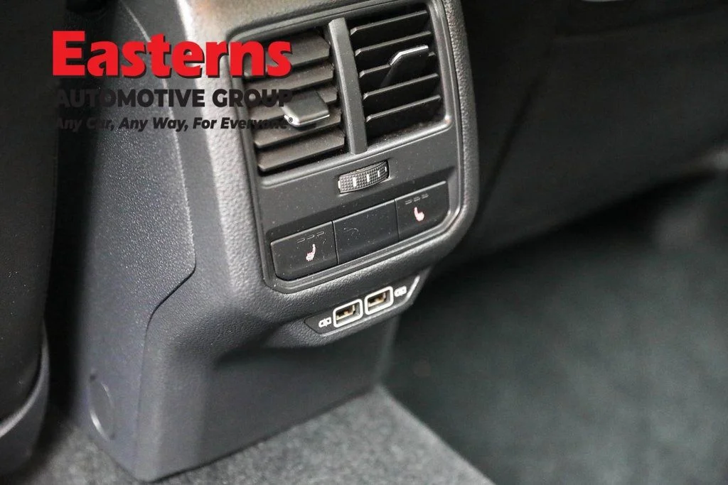 Used 2020 Blue Volkswagen 2.0T SEL image 22