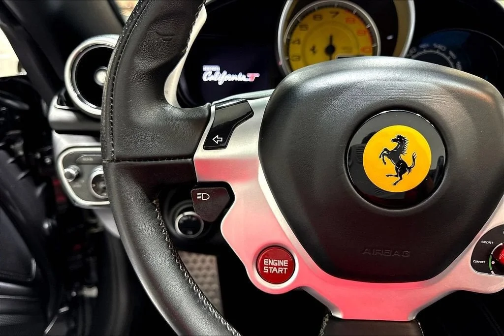 Used 2015 Grigio Silverstone Ferrari T image 11