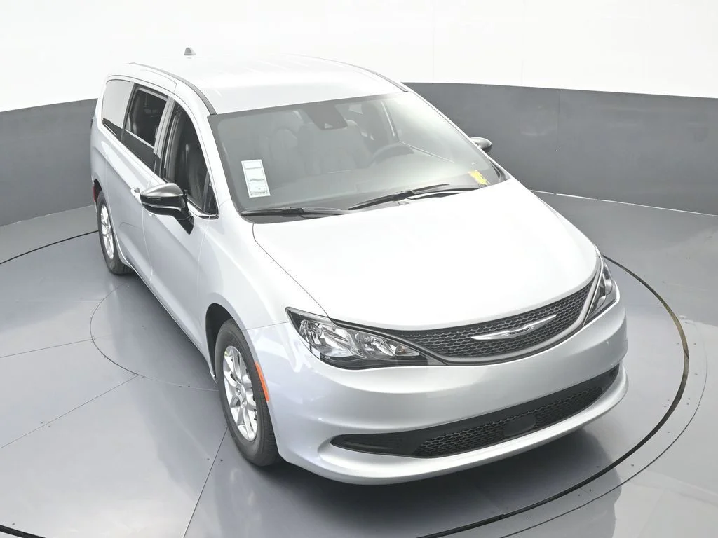 2026 Chrysler Voyager LX - Photo 51