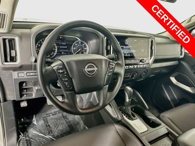 2025 Nissan Frontier SV - Photo 11