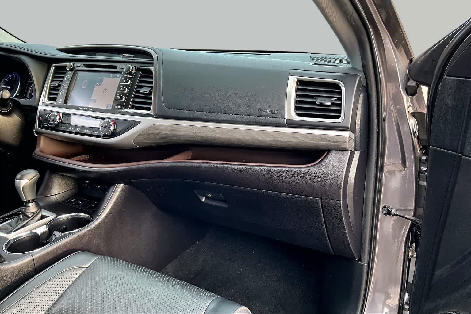 Used 2019 Predawn Gray Mica Toyota Limited Platinum image 18