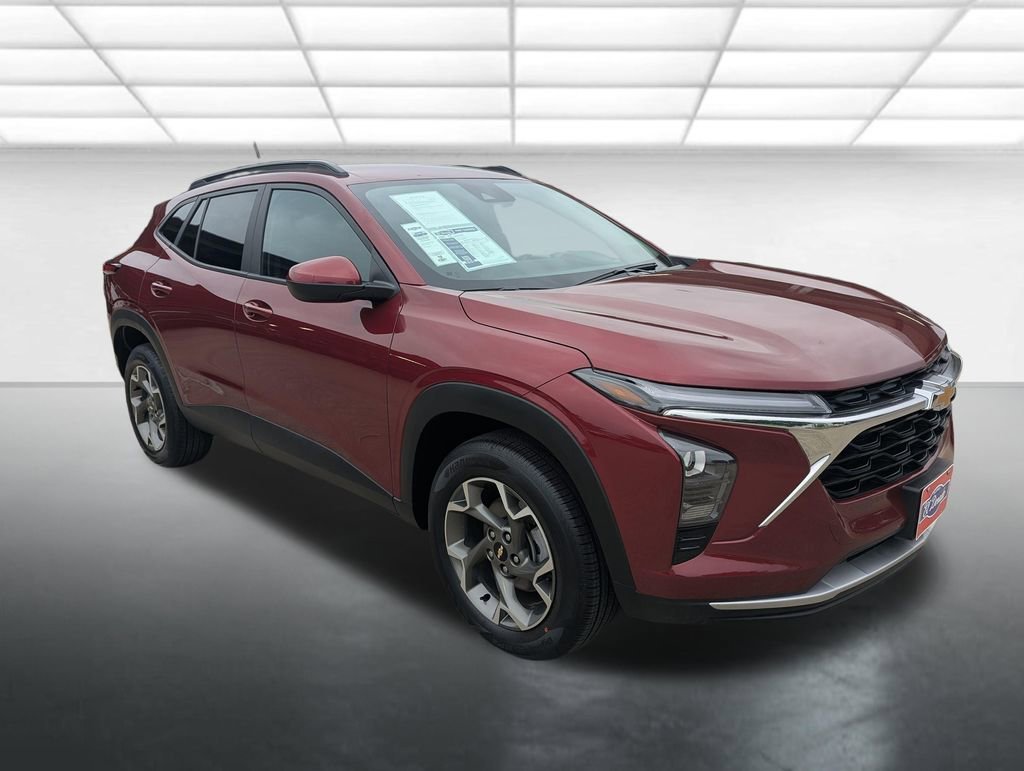 2025 Chevrolet Trax LT's photo